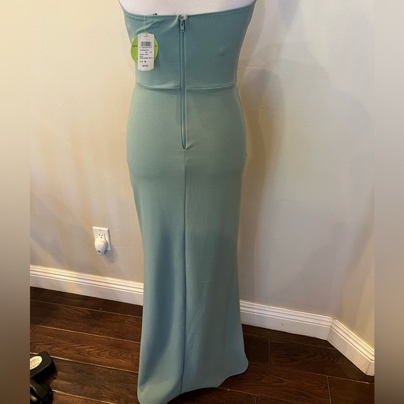 Strapless maxi formal dress gown with slit - Picture 2 of 3